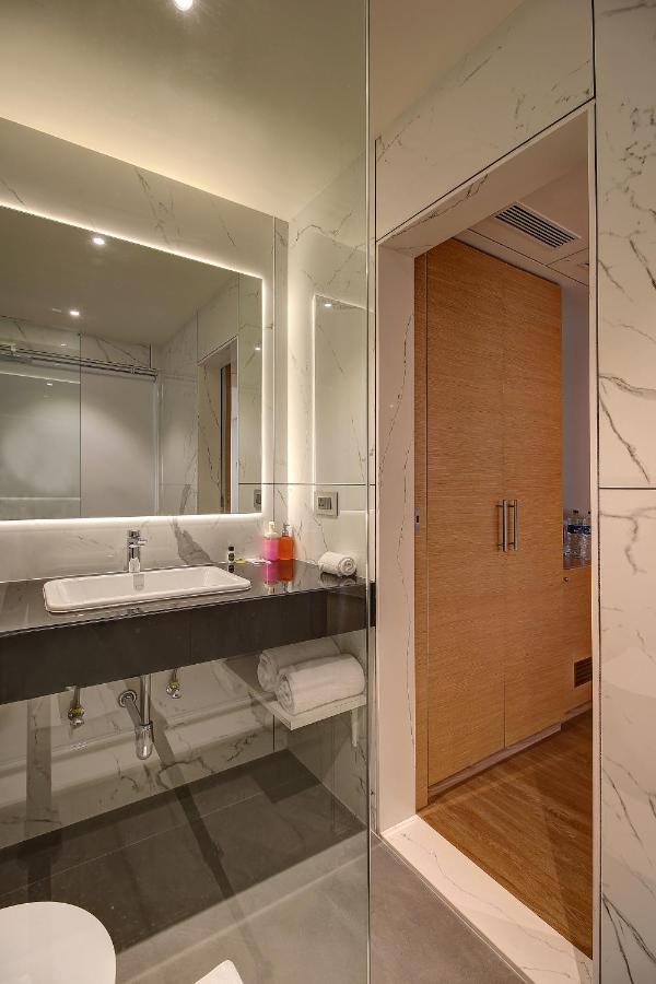 Hotel Mumbai House Ghansoli, Navi Mumbai Ngoại thất bức ảnh