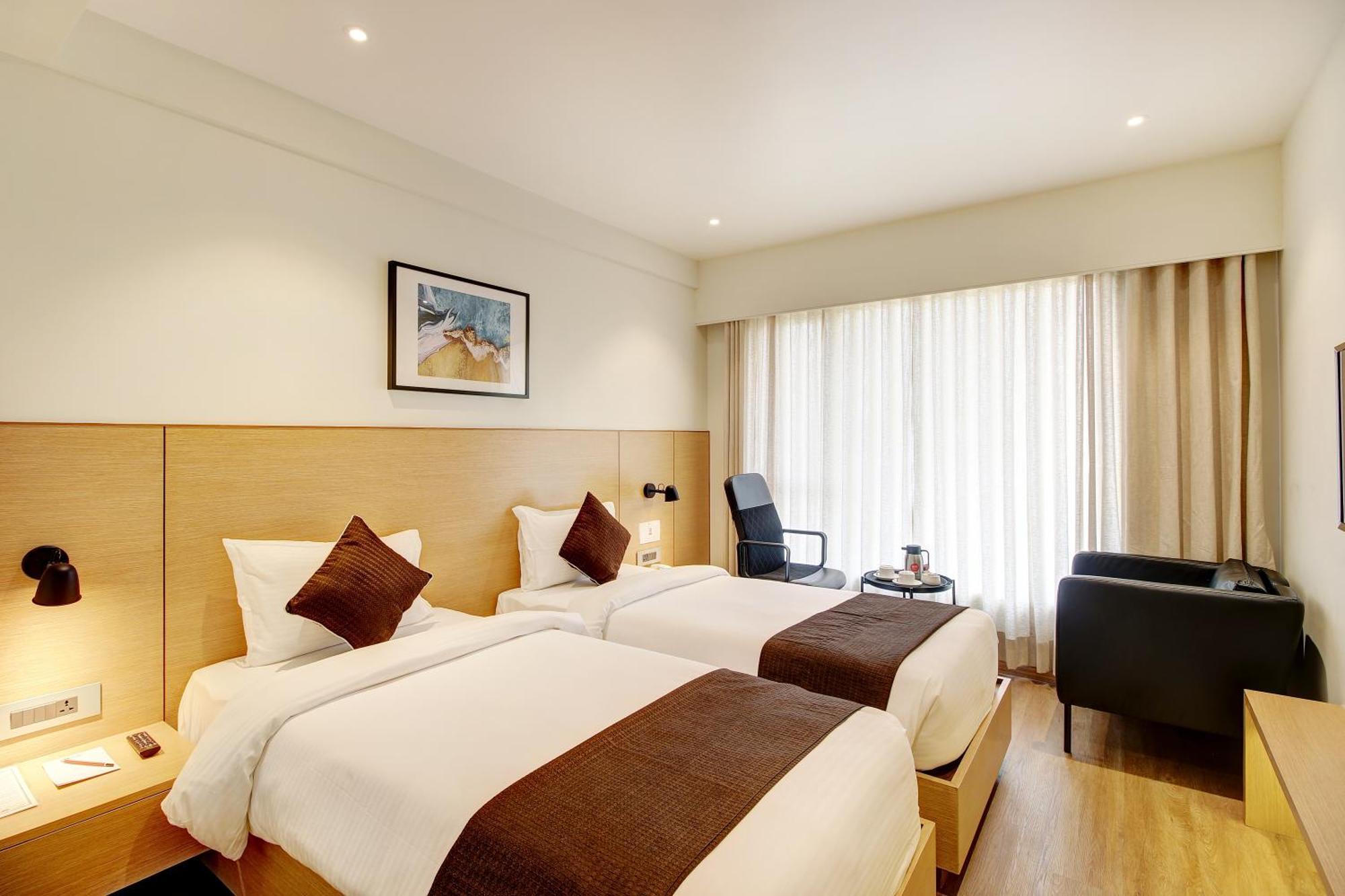 Hotel Mumbai House Ghansoli, Navi Mumbai Ngoại thất bức ảnh